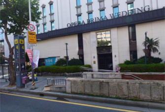 부산역 4번출구 오페라프리마 앞